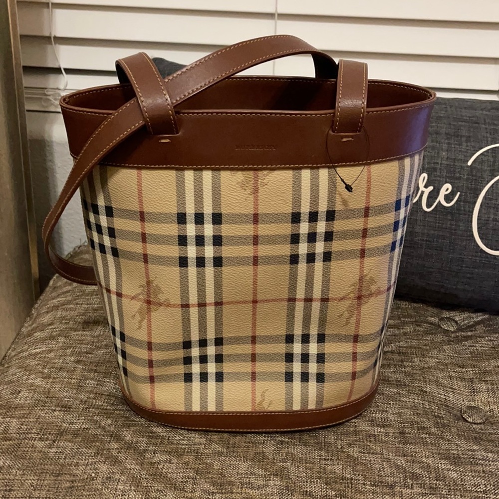 Authentic Burberry Bucket bag